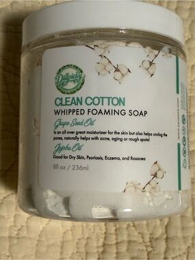 Aminnah/Dillpicky collab “Clean Cotton” Whipped Foaming Soap!